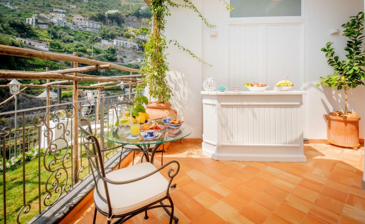 Villa Viviani Amalfi Exteriör bild
